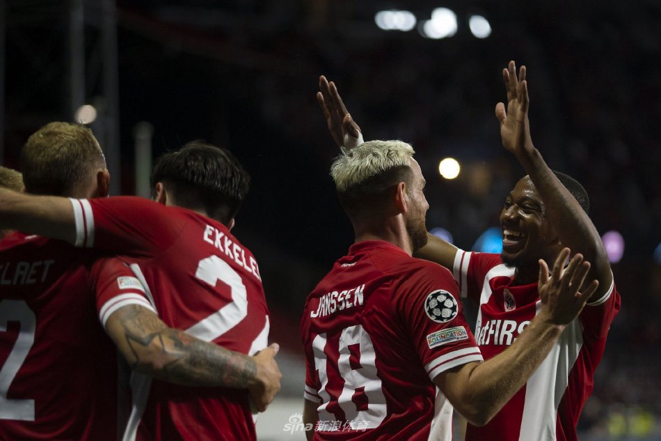 艺上的精雕 艺上的精雕